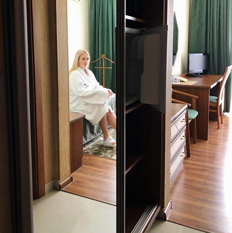 Hermes Resort Hotel With Medical Treatment Truskavets Eksteriør bilde