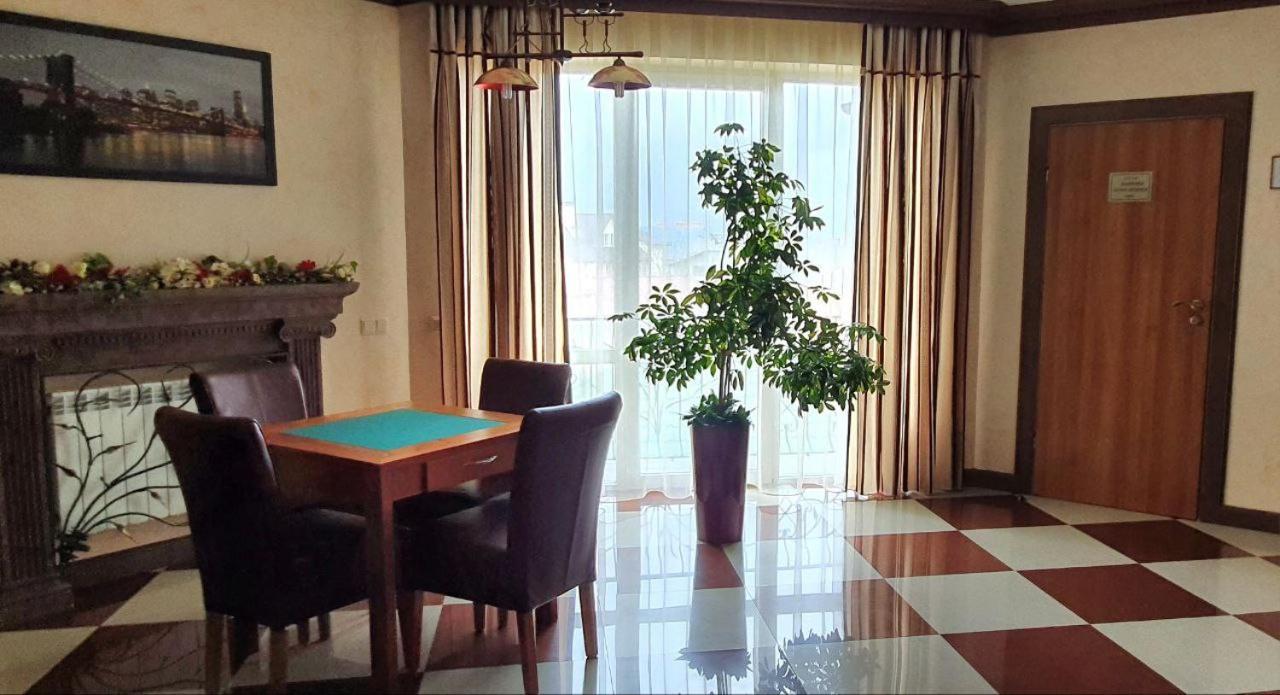 Hermes Resort Hotel With Medical Treatment Truskavets Eksteriør bilde