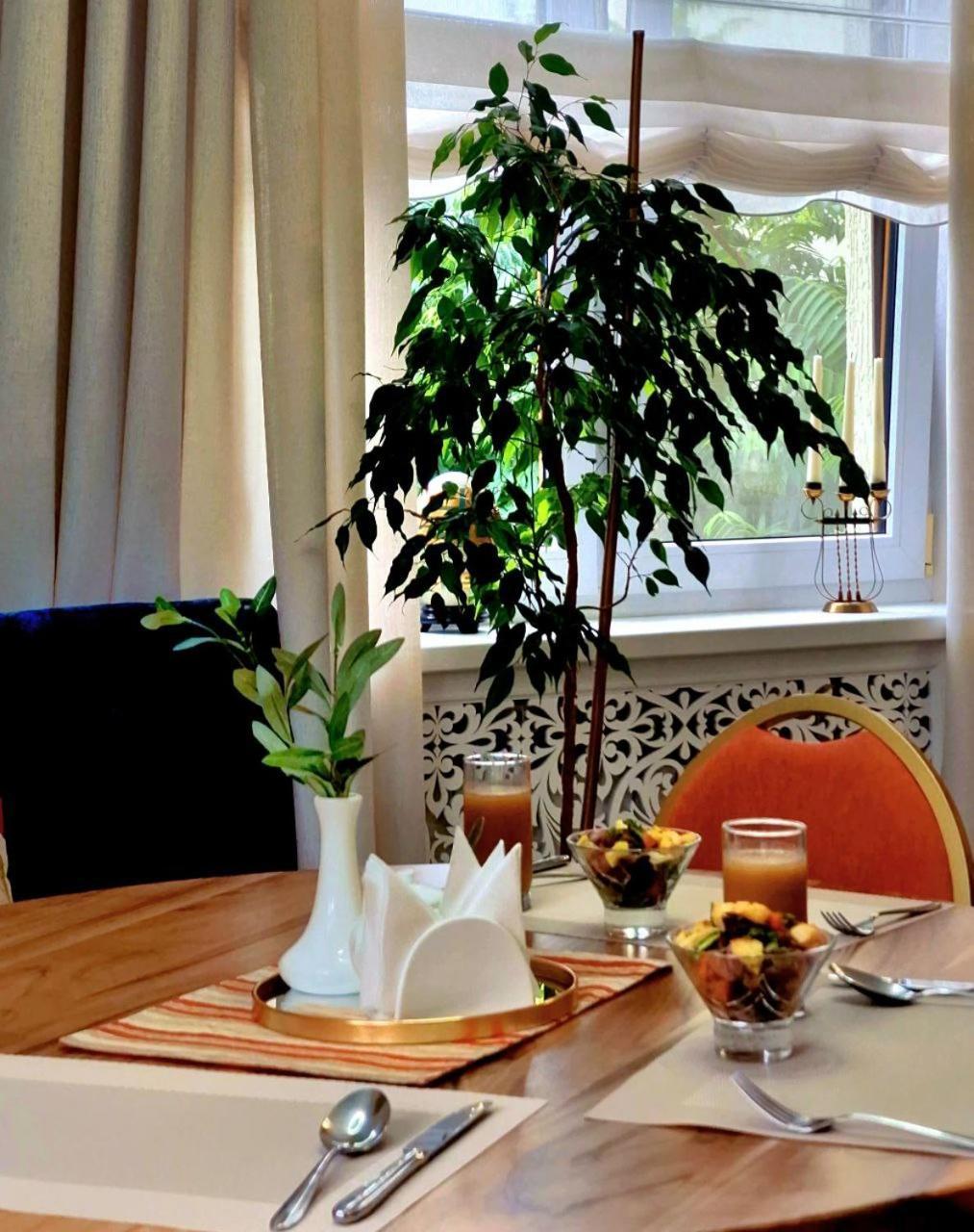Hermes Resort Hotel With Medical Treatment Truskavets Eksteriør bilde